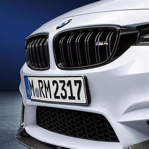 bmw m4 kidney grille fix.